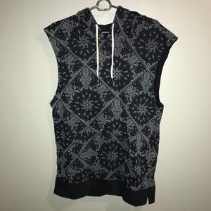 Bandana Print Sleeveless Sweatshirt